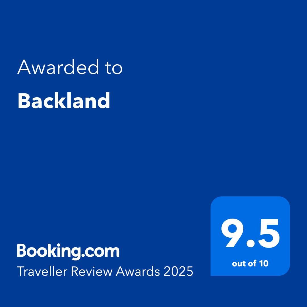 Backland Hotel Williams Exterior photo